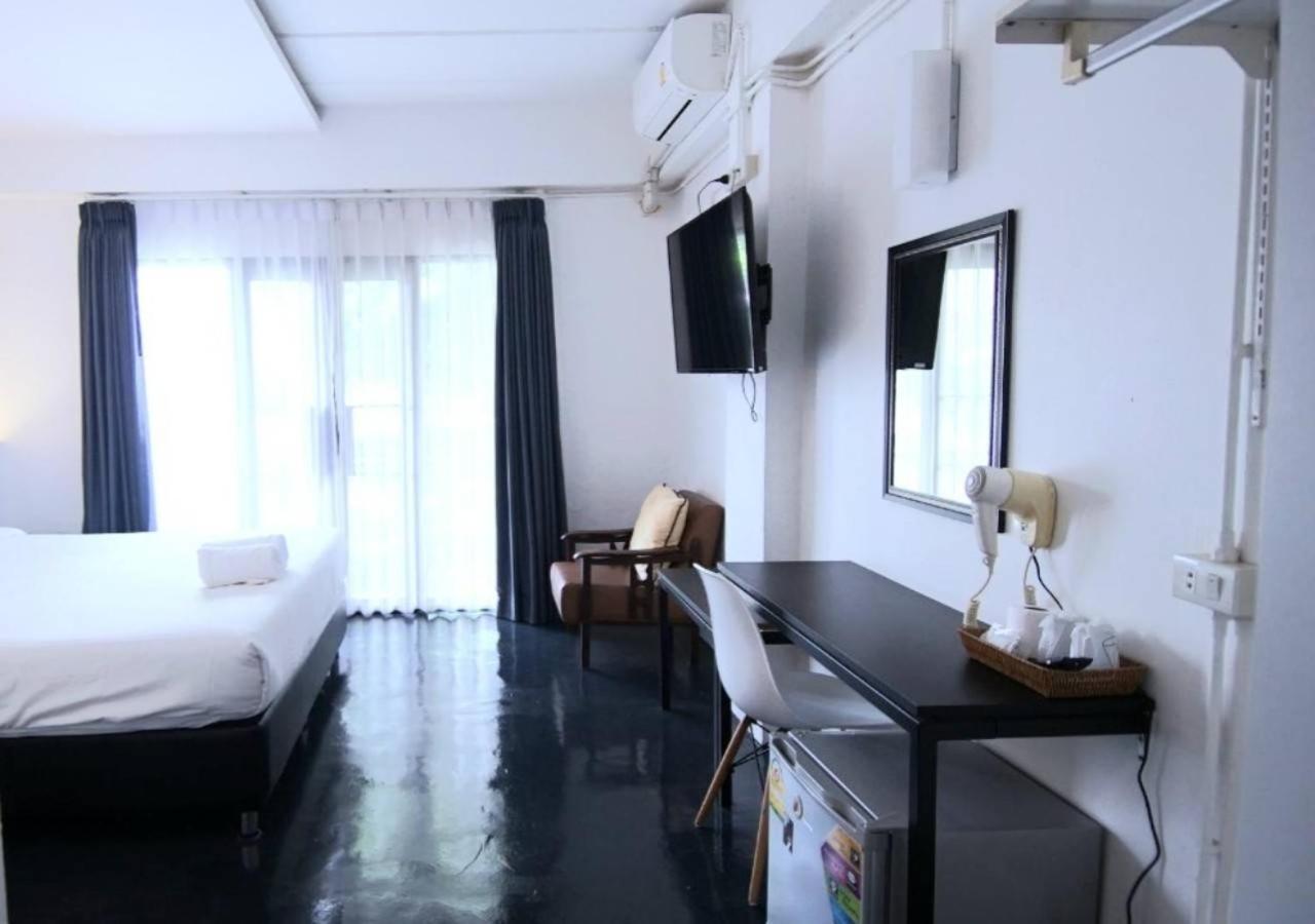 Isleep Guesthouse Csiangmaj Kültér fotó