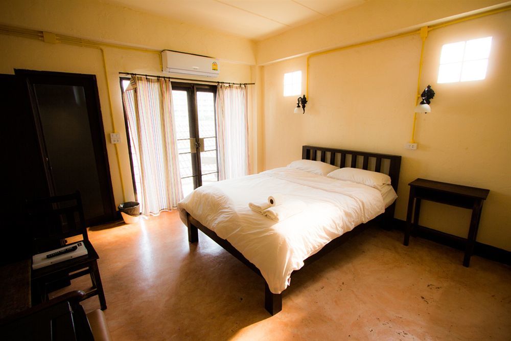 Isleep Guesthouse Csiangmaj Kültér fotó