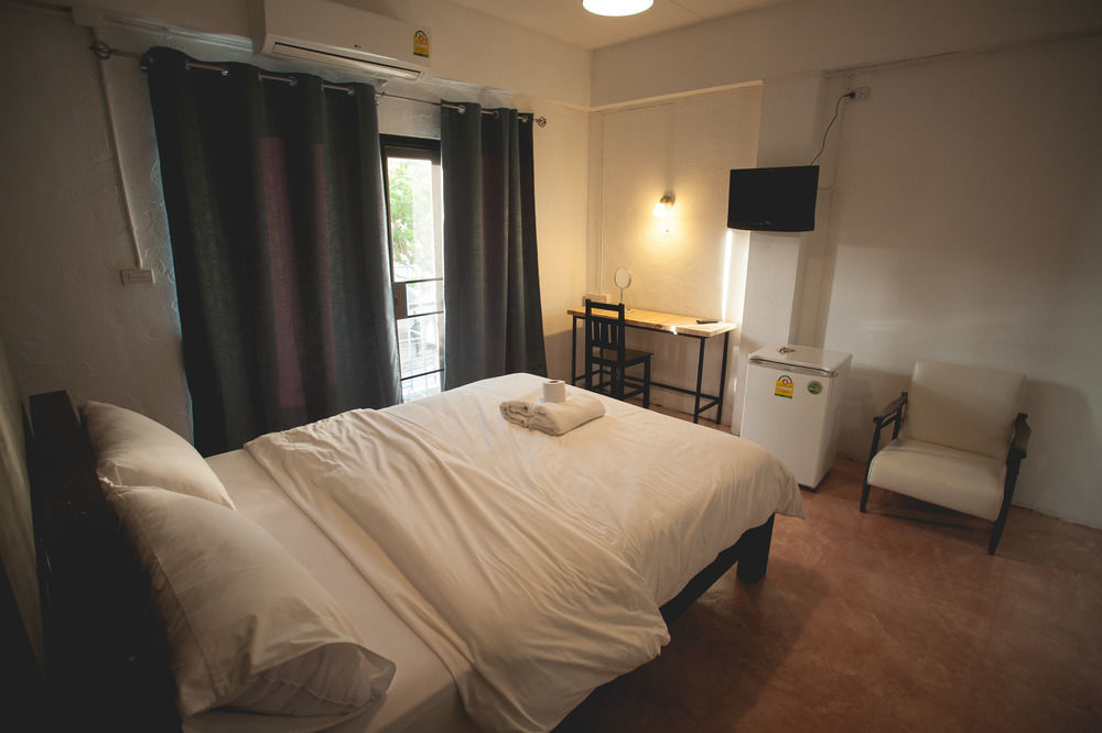 Isleep Guesthouse Csiangmaj Kültér fotó