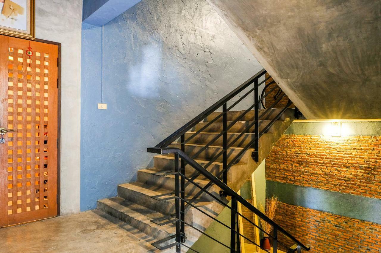 Isleep Guesthouse Csiangmaj Kültér fotó
